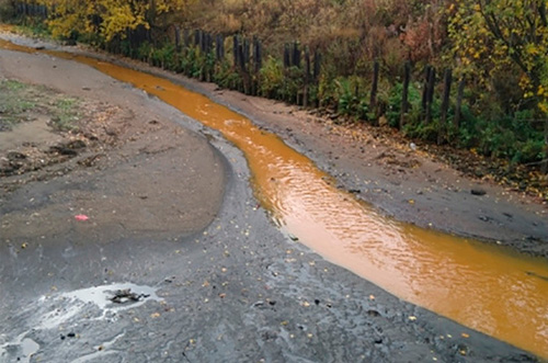 Госэконадзор установил причины загрязнения реки Святки в г. Отрадное фото